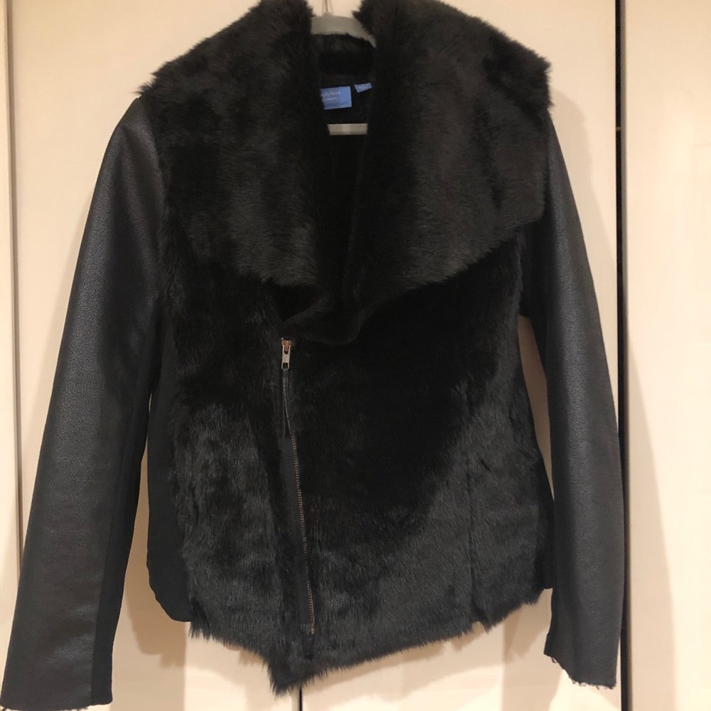 Simply Vera Wang faux fur jacket